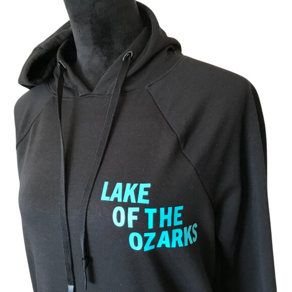 Lake of the Ozarks Hoodie, M: Upcycled Pullover Sweatshirt, Landmarks Marinas - Picture 9 of 14